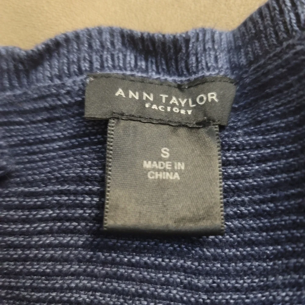 Sz Small Ann Taylor Factory Navy Knit Cotton Blend Sweater